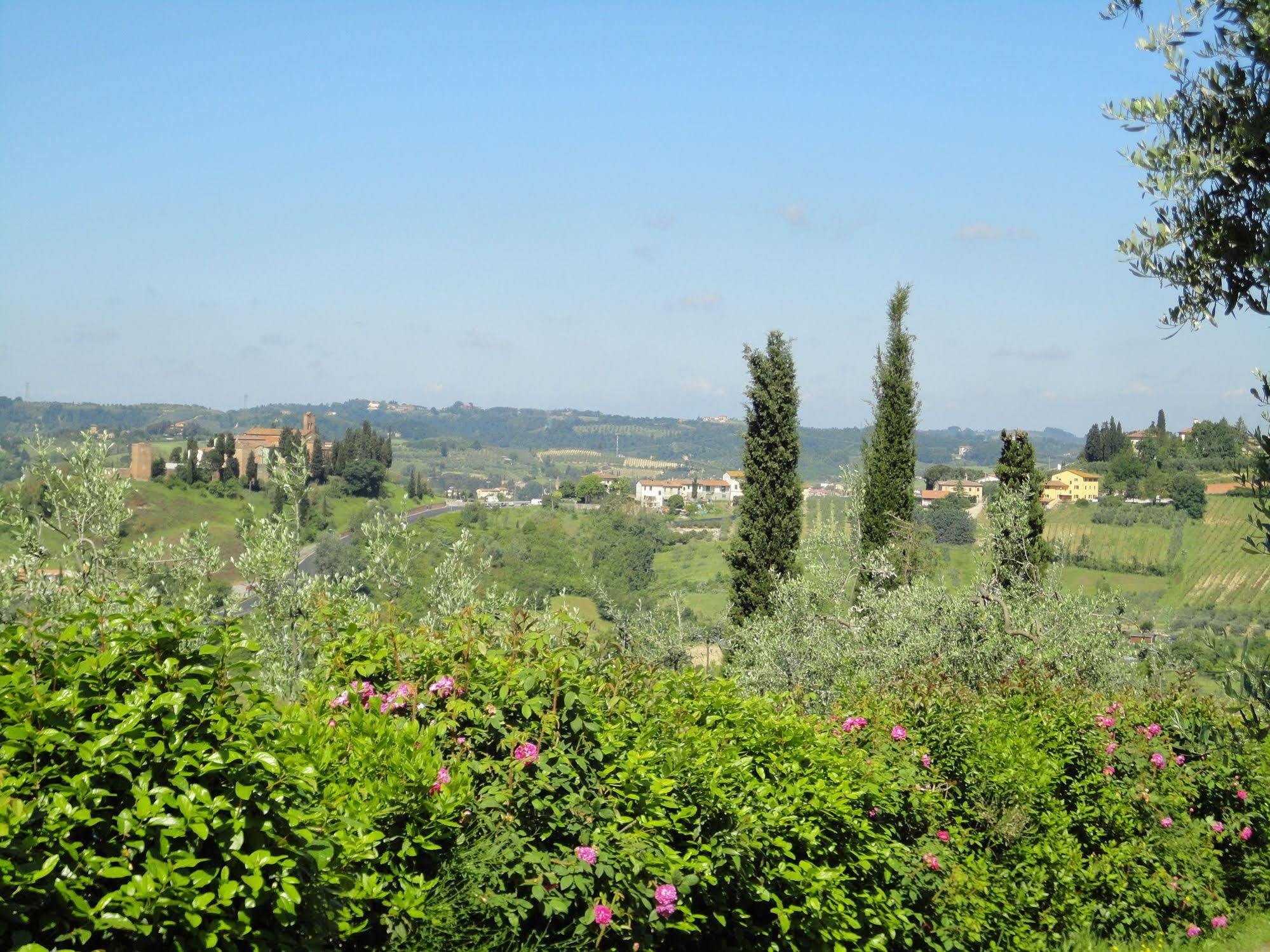 Albergo La Pieve Castelfiorentino Exterior photo